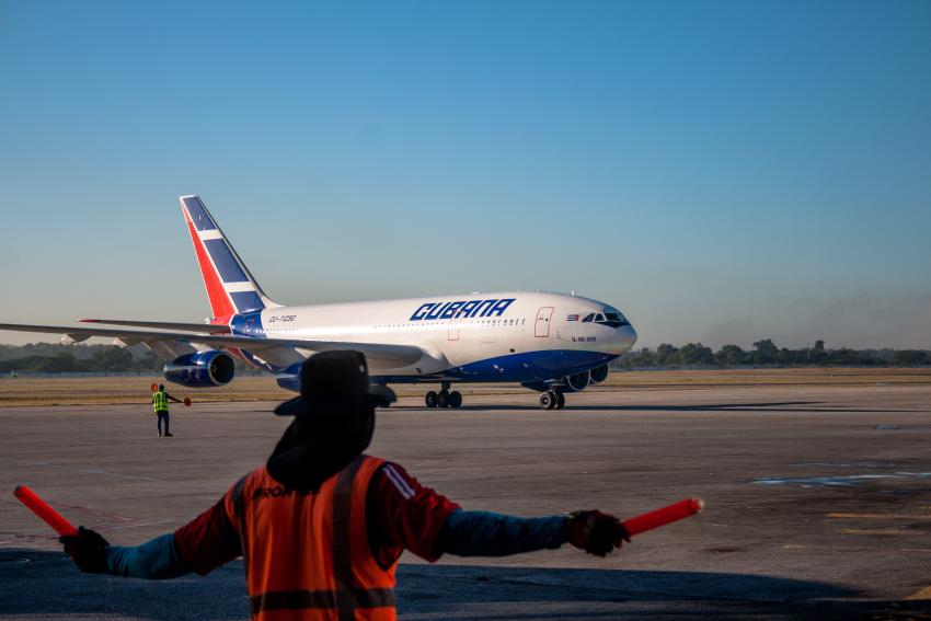 IATA pone fin a la venta de pasajes de Cubana de Aviación