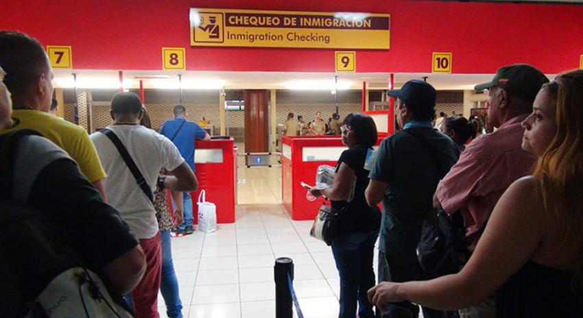 El MININT revela que más de 230 cubanos intentaron salir de Cuba con documentos fraudulentos el pasado año