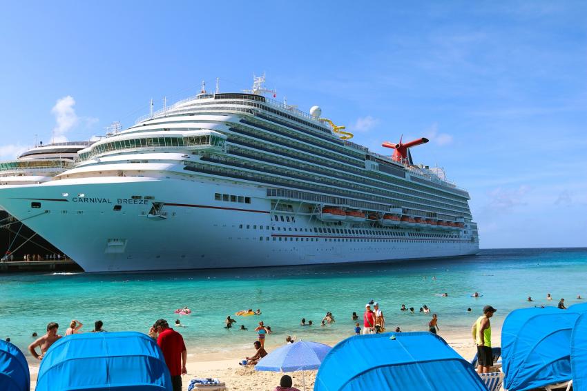 Cruceros Carnival exigirá máscaras a sus pasajeros a pesar de estar vacunados