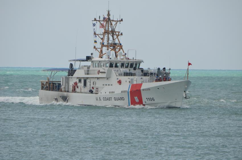 Guardia Costera de EE.UU. repatria a 67 balseros cubanos