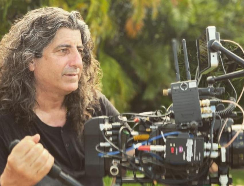 Director cubano de cine Lilo Vilaplana se queja de las malas formas y maltrato en el servicio que se extiende por Miami