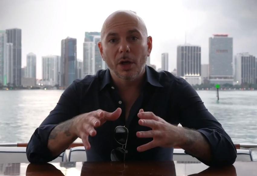Rapero cubanoamericano Pitbull tiene una fortuna de 100 millones de dólares