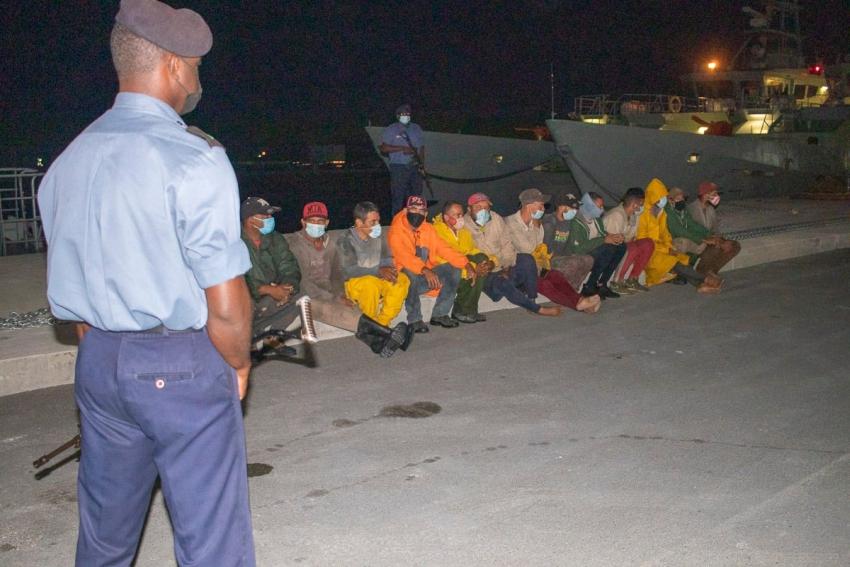 Autoridades en Bahamas interceptan grupo de balseros cubanos