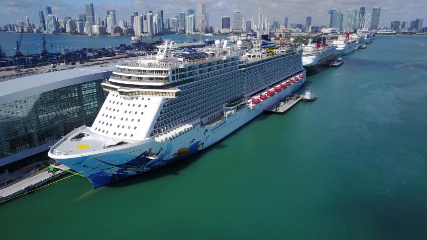 Varias líneas de crucero cancelan viajes incluido desde el Puerto de Miami