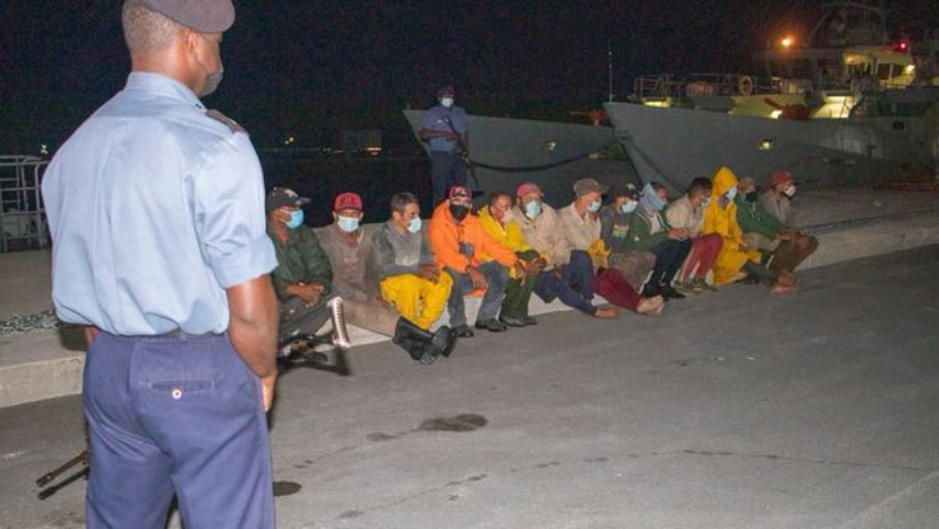 Bahamas deporta a Cuba a 61 migrantes cubanos