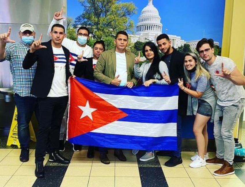 Eliecer Avila se dirige a Washington DC para pedir a la administración Biden una intervención en Cuba