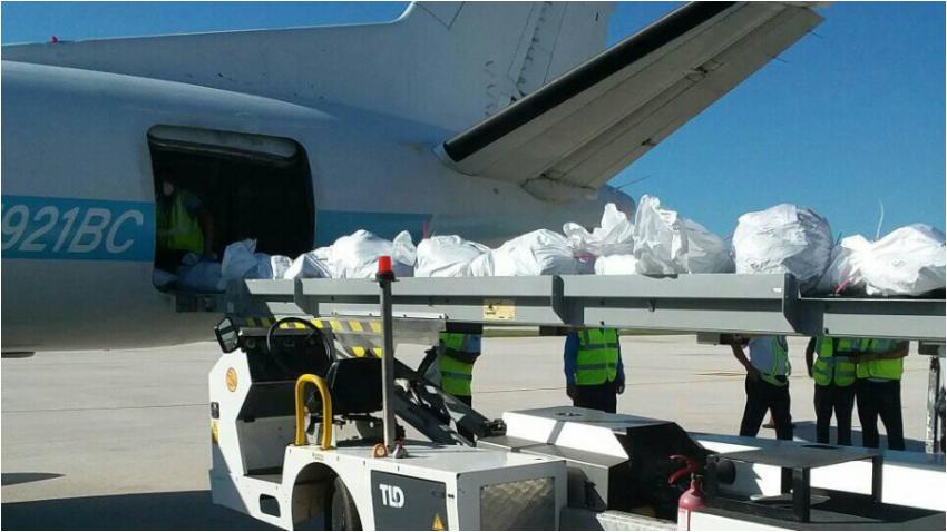 Llega a Cuba avión con ayuda humanitaria procedente de Miami