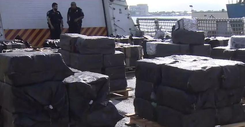Autoridades incautan en el mar $504 millones de dólares en cocaína y marihuana
