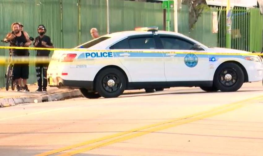 Policía de Miami encuentra un hombre asesinado a tiros