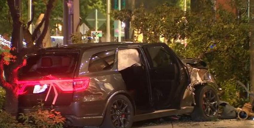 Dos personas heridas luego que un vehículo se subiera a la acera afuera del Brickell City Center