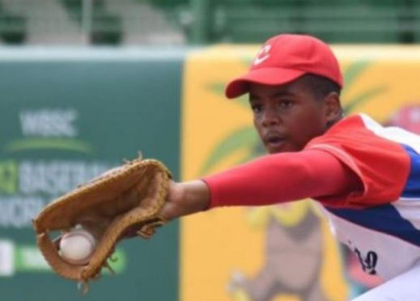 Talentoso niño de 14 años de edad salió de Cuba en busca de contrato en las Grandes Ligas de Estados Unidos