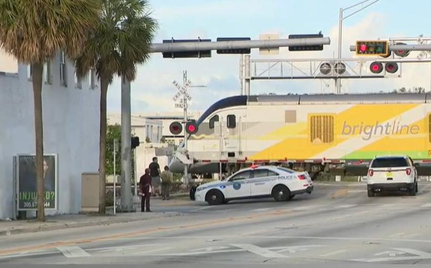 Adolescente es impactado por el tren rápido Brightline en Miami
