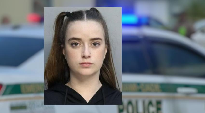 Arrestan en Miami a una joven de 19 años por apuntar con un láser a un piloto de helicóptero de la policía