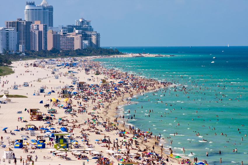 A partir de enero se prohibirá fumar en playas públicas de Miami Beach