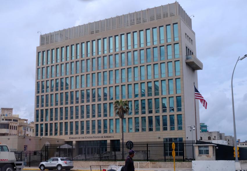 Estados Unidos reanuda servicios consulares en La Habana