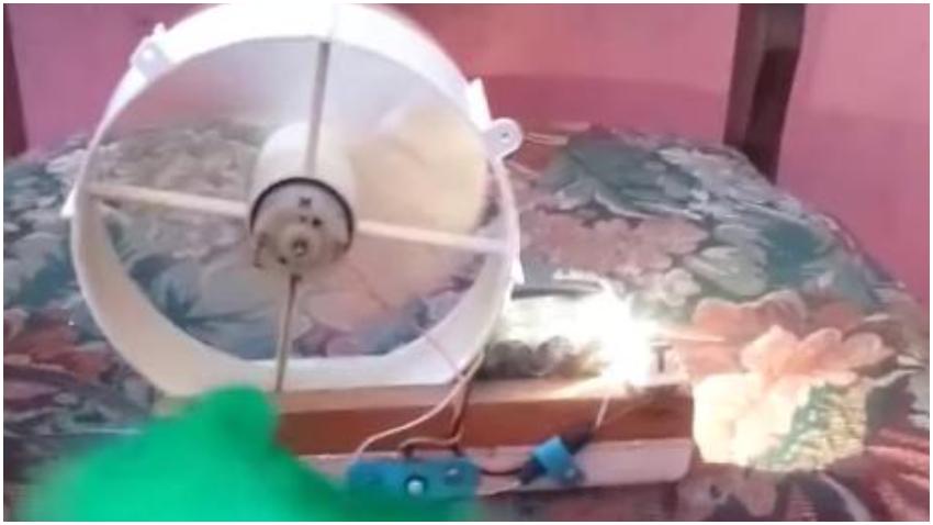 Los apagones en Cuba han dado paso a innovaciones en los ventiladores para calmar un poco el sofocante calor que sufren grandes y pequeños