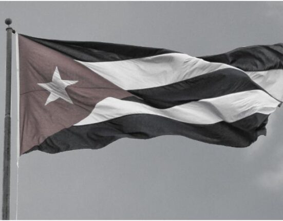 Decretan en Cuba duelo nacional por los fallecidos en la catástrofe en Matanzas