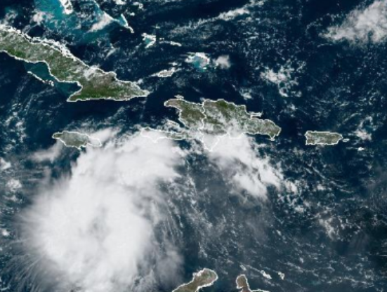 Una fortalecida tormenta tropical Ian se dirige hacia el occidente cubano