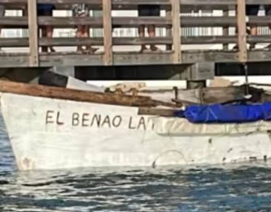 Al menos 19 balseros cubanos interceptados por la Guardia Costera de EEUU tras desembarcar en los Cayos de Florida
