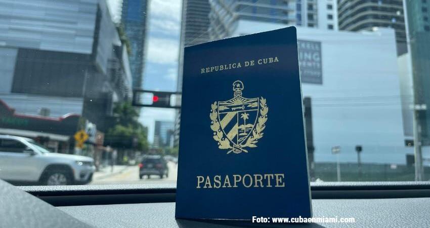 pasaporte-cubano-miami (1)