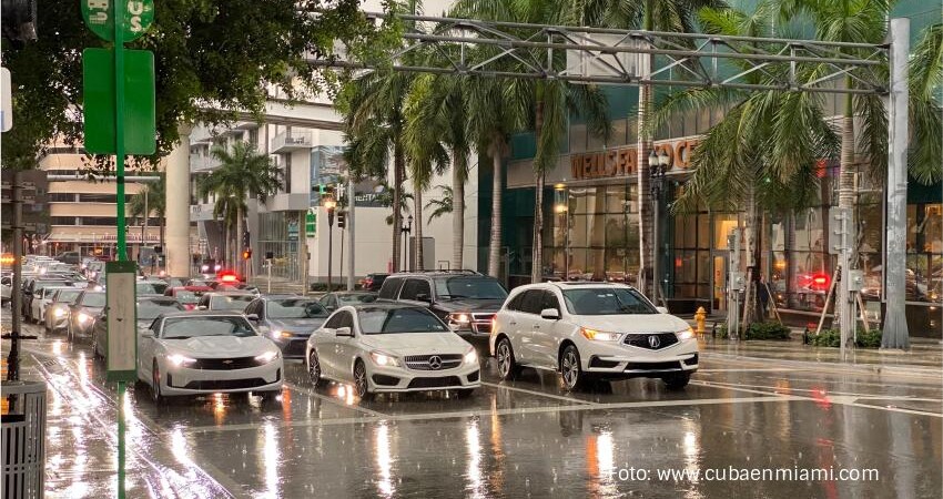 lluvia-downtown-miami