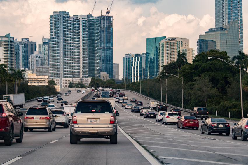 Tráfico en el Downtown de Miami