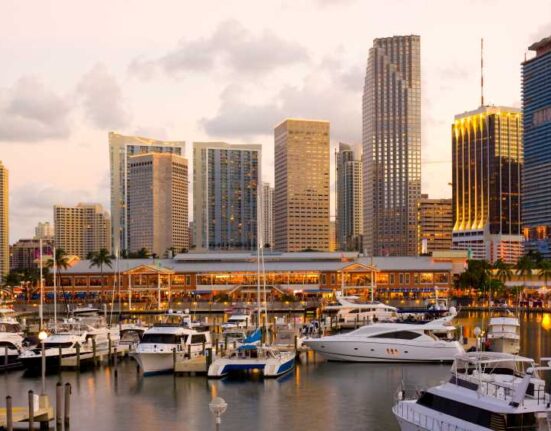 Precio de la renta promedio en Estados Unidos es de $1,492 dólares al mes; en Miami $2600 según reporte de febrero 2023