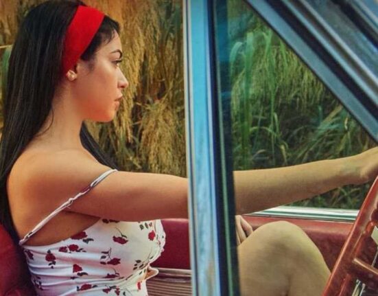 Influencer cubana Imaray Ulloa publica fotos antiguas en redes sociales, de cuando se “creía modelo”