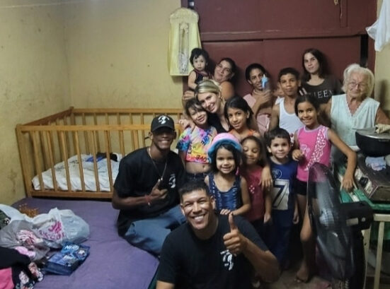Humorista Limay Blanco quiere seguir cambiando vidas, y recauda fondos para vivienda de madre con nueve niños