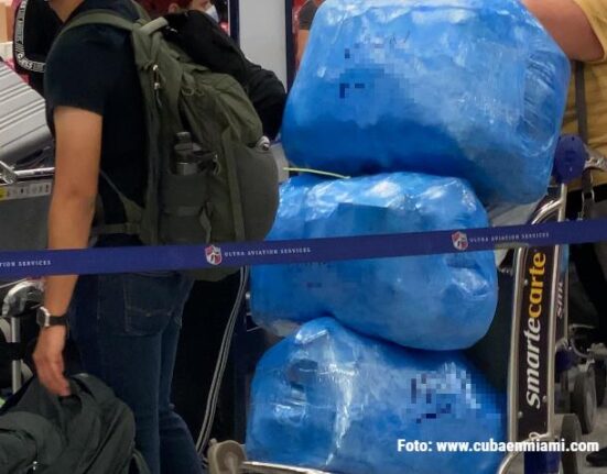 American Airlines anuncia un aumento en el precio de la segunda maleta en viajes a Cuba