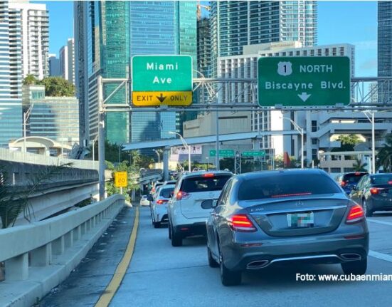 Políticos y representantes de Miami se reúnen para abordar el empeoramiento de la situación con el tráfico en la ciudad
