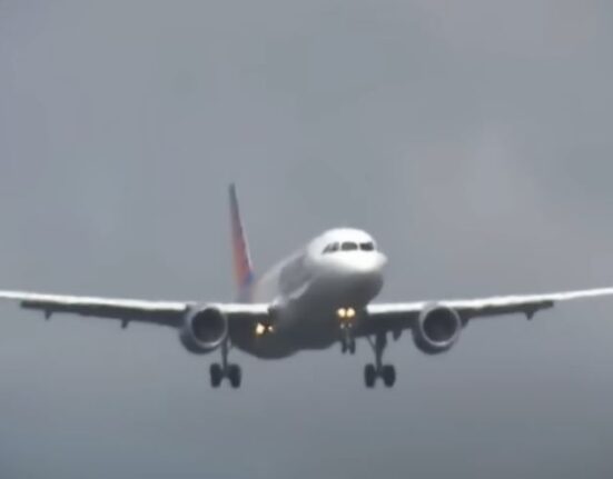 Avión comercial a punto de colisionar en el aire con un jet privado cerca de Fort Lauderdale