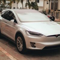 Auto Tesla en Miami