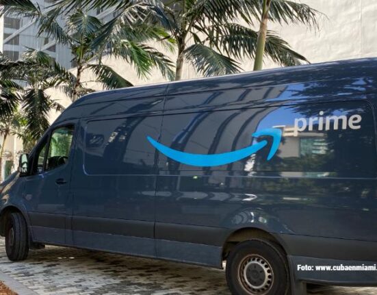 Roban camión de Amazon en Miami