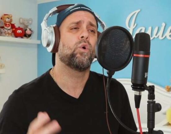 Humorista cubano Javier Berridy dedica emotiva canción a su hijo