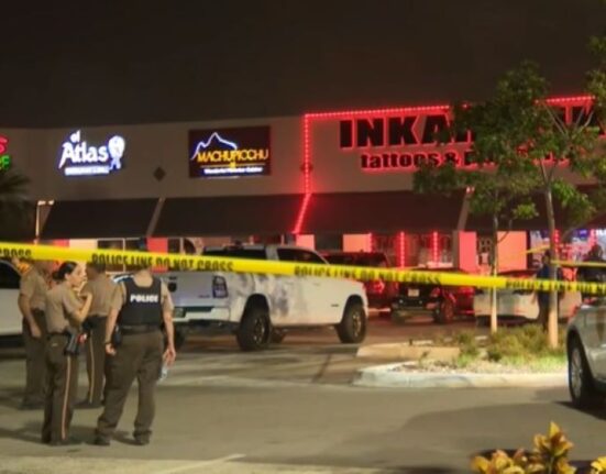 Policía de Miami-Dade hospitalizado tras disparar su arma por accidente mientras estaba fuera de servicio