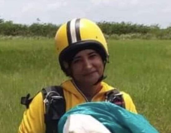 Nuevos detalles del fallecimiento de profesora cubana tras salto en paracaídas