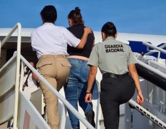 Cubanos deportados a Cuba desde México se quejan de la manera en que fueron tratados