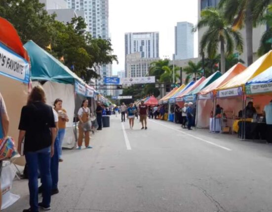 Noviembre está próximo a celebrar los 40 años de creada la Feria del Libro de Miami