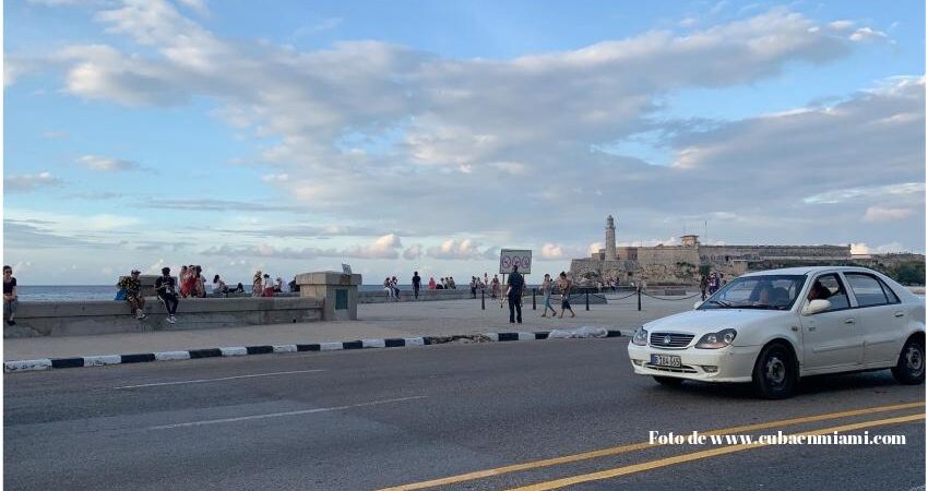 malecon-carro