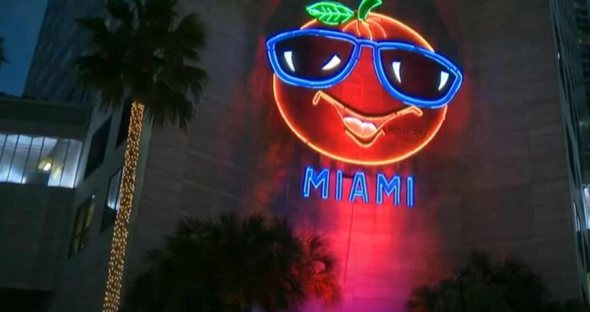 miami-big-orange